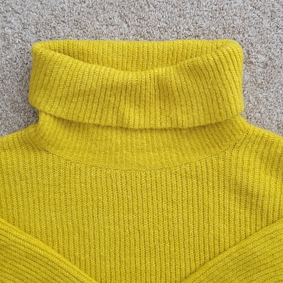 📍SOLD📍Old Navy cozy oversized sweater - Picture 4 of 6